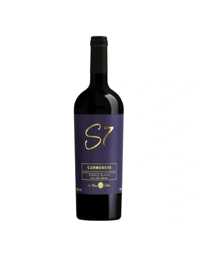 Excelente Carmenere S7 Single Block Premium de la Viña Casa Silva en Oferta